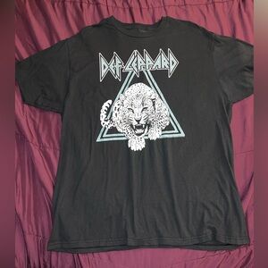 Def Leppard Band Tee Charcoal Gray T-Shirt Leopard Graphic XL - Flaw